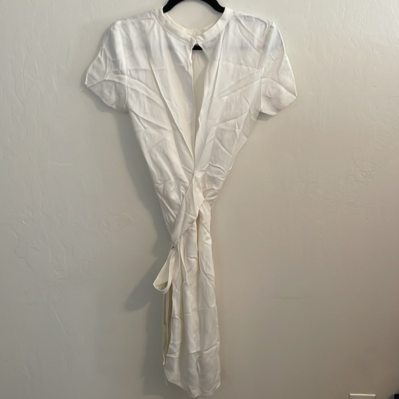 Zara white peekaboo back dress - Picture 2 of 6